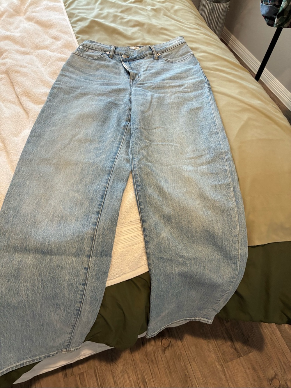 Light Wash Women’s Wide-Leg Jeans - Light Blue madewell +molly Dickson brand